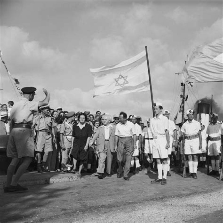 How did Israel gain its independence