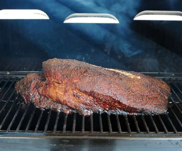 How do you smoke a pork roast on a propane smoker