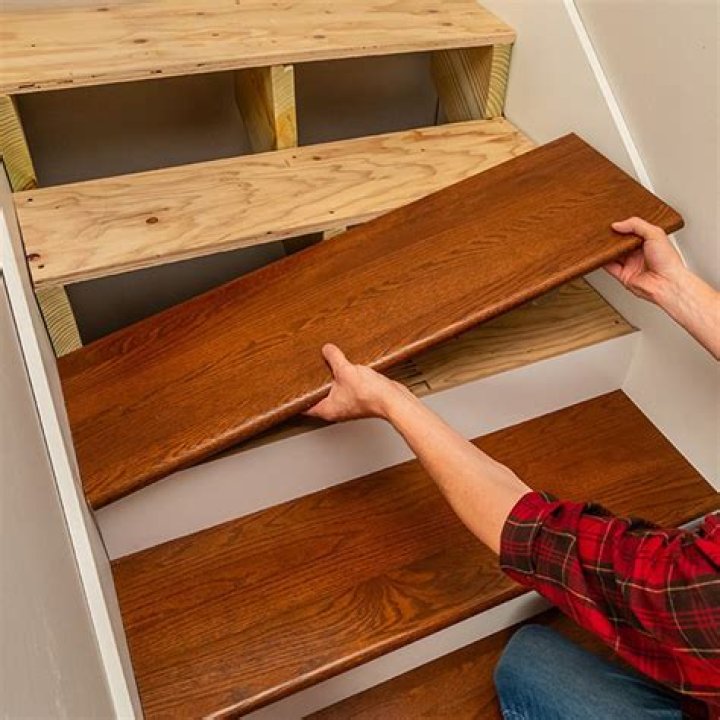 How much does it cost to install wood stair treads