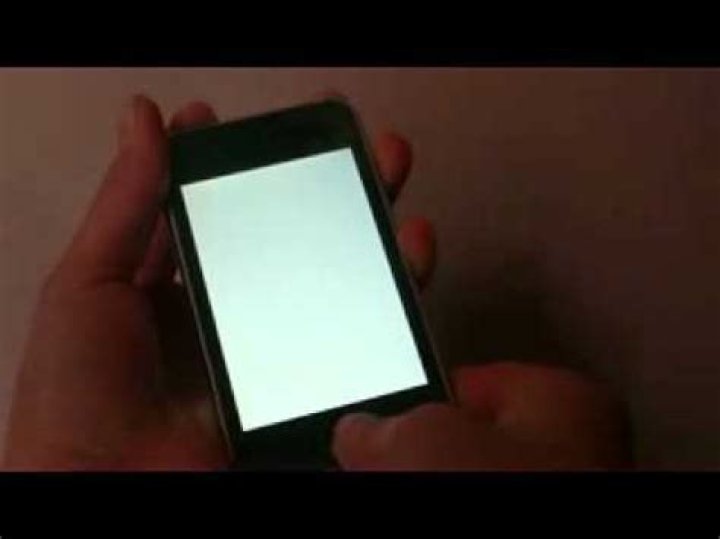 How To Repair White Screen On Ipod Touch 4