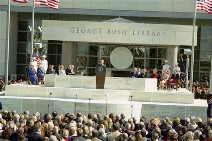 Is the George Bush Library free