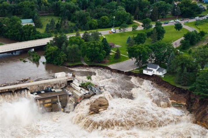 What causes slow onset floods