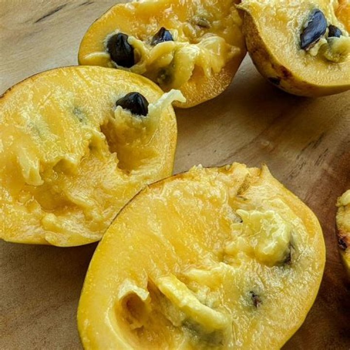 What is the pawpaw fruit