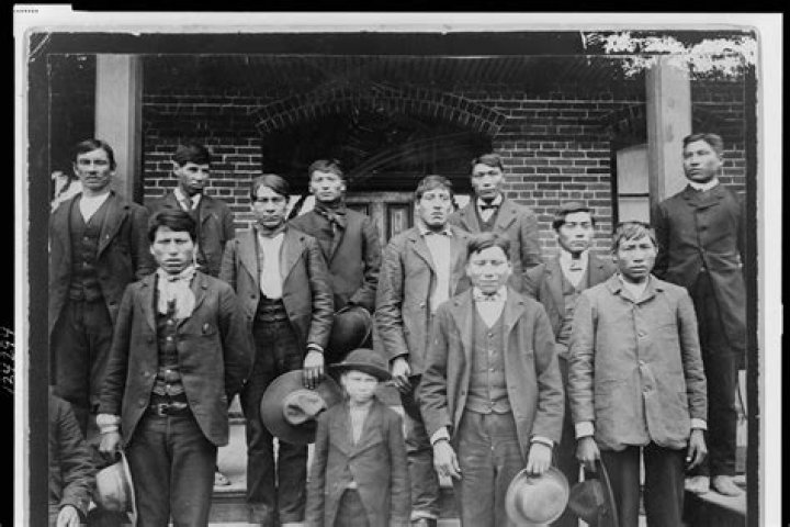 Why was city life hard in the 1800s